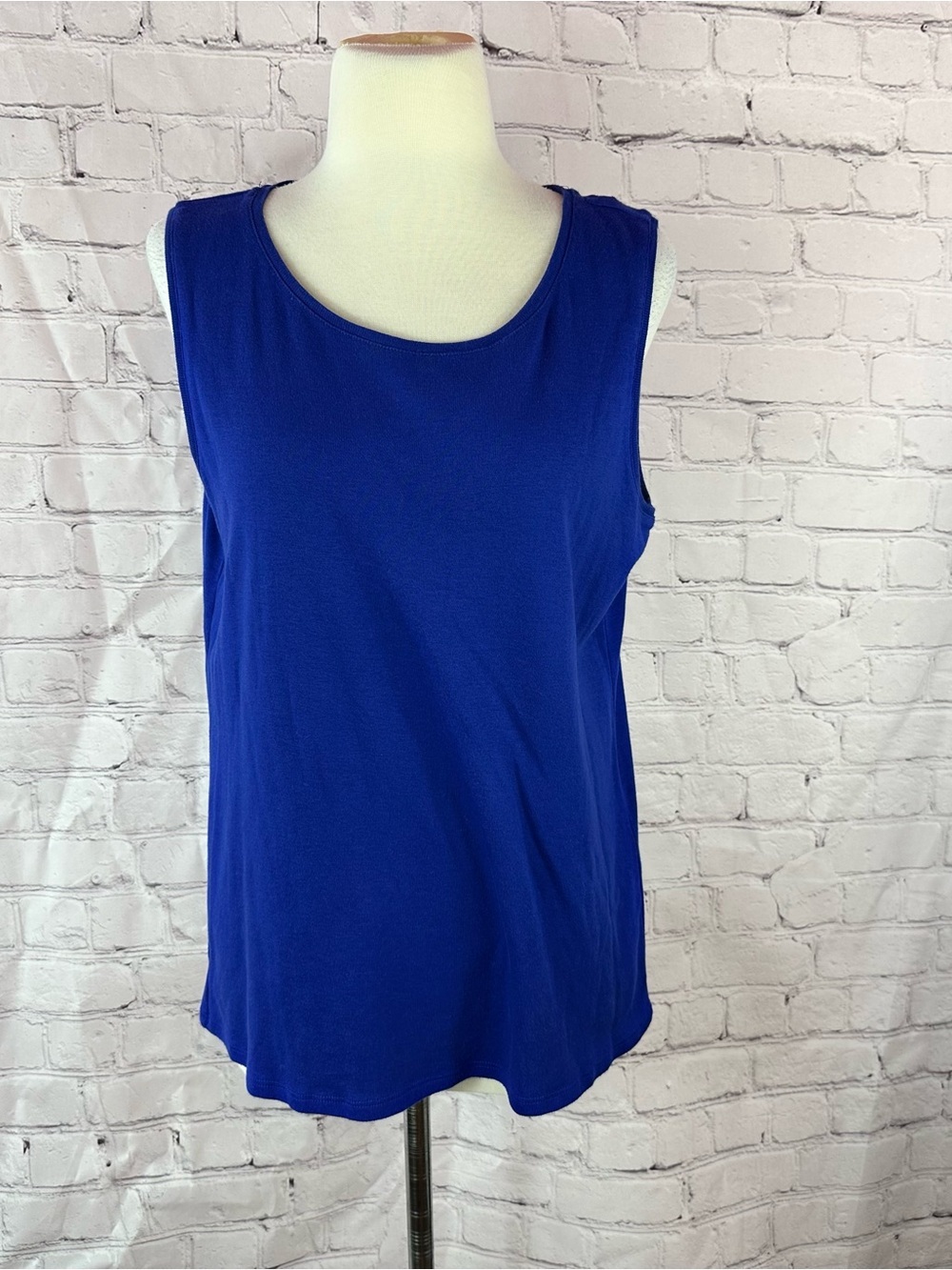 Chico's (2) ultimate tee Tank Top women L suprima cotton inventive layering